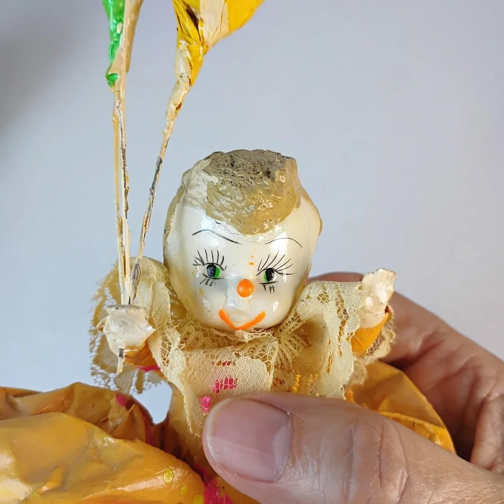 Set of 2 Vintage Mexican Folk Art Paper Mache Clown Bunch of Balloons Figurines